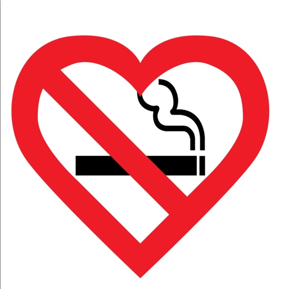 AD💥 SMOKE FREE Closet!! - Picture 5 of 7